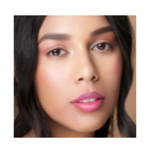 Moodmatcher Lipstick in Pink (COPY)   (FINAL MARKDOWN) - Picture 3 of 6